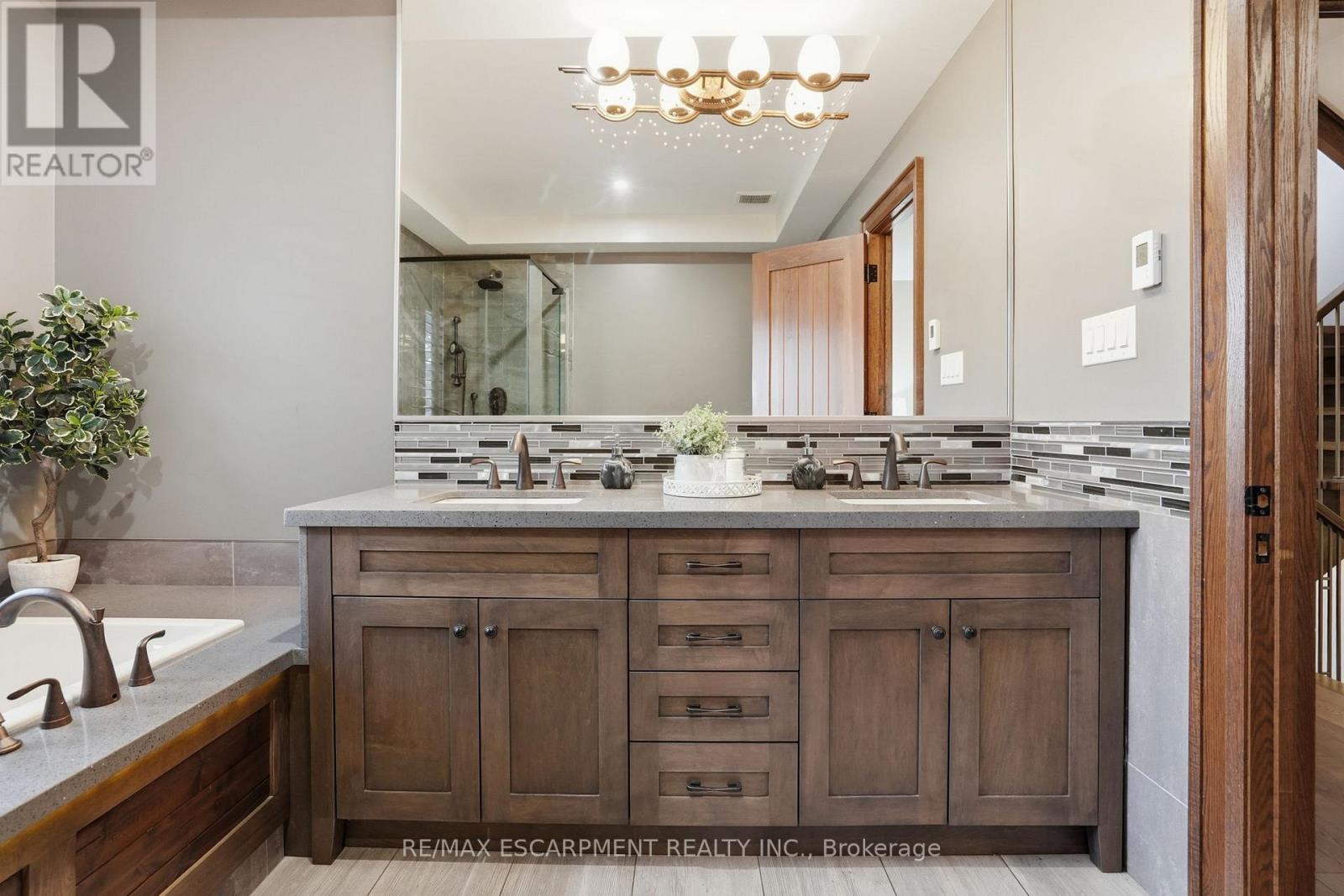 630 Kedleston Way, Mississauga, Ontario  L5H 1Y5 - Photo 17 - W13014438