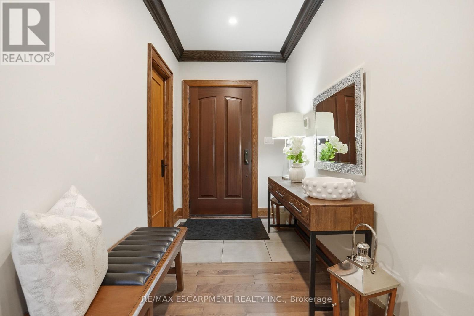 630 Kedleston Way, Mississauga, Ontario  L5H 1Y5 - Photo 4 - W13014438