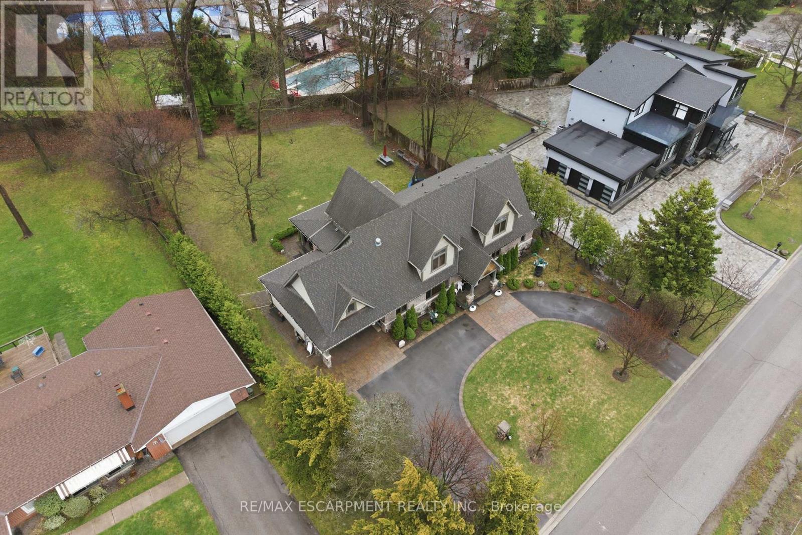 630 Kedleston Way, Mississauga, Ontario  L5H 1Y5 - Photo 49 - W13014438