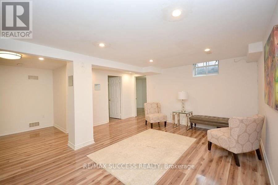 422 SILVERTHORNE CRESCENT, Mississauga, Ontario