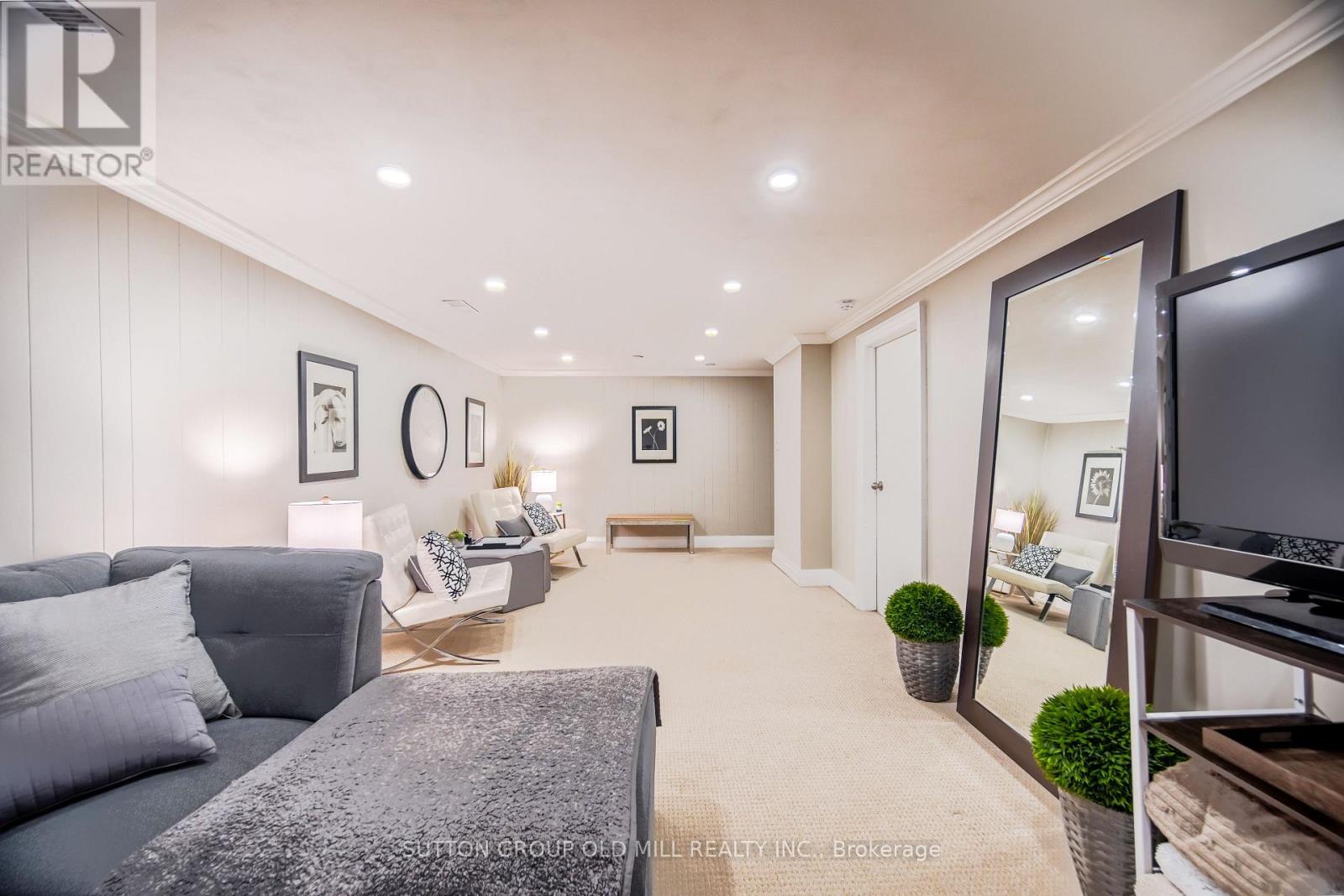 1 - 685 Francis Road, Burlington, Ontario  L7T 3X6 - Photo 31 - W13014506