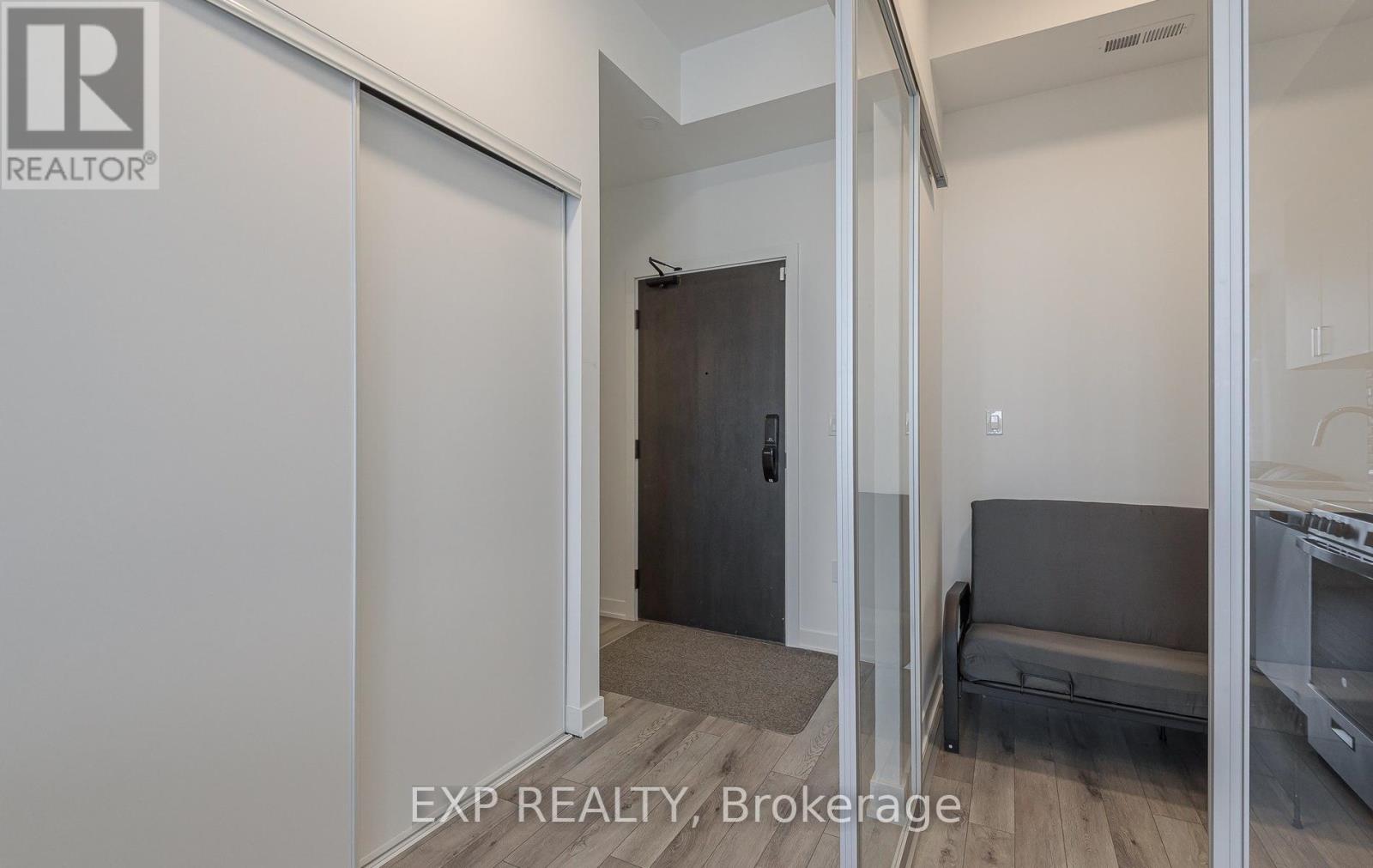 546 - 1005 Dundas Street E, Oakville, Ontario  L6H 8C7 - Photo 9 - W13014538