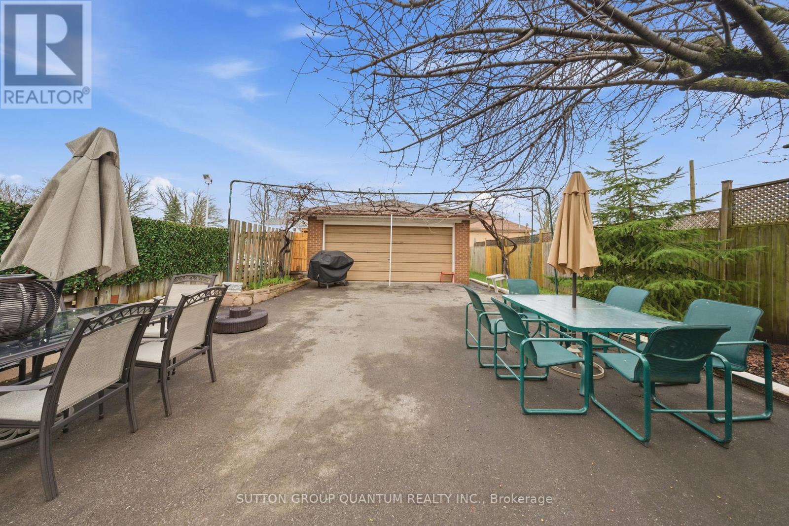 1257 Alexandra Avenue, Mississauga, Ontario  L5E 2A7 - Photo 40 - W13014540