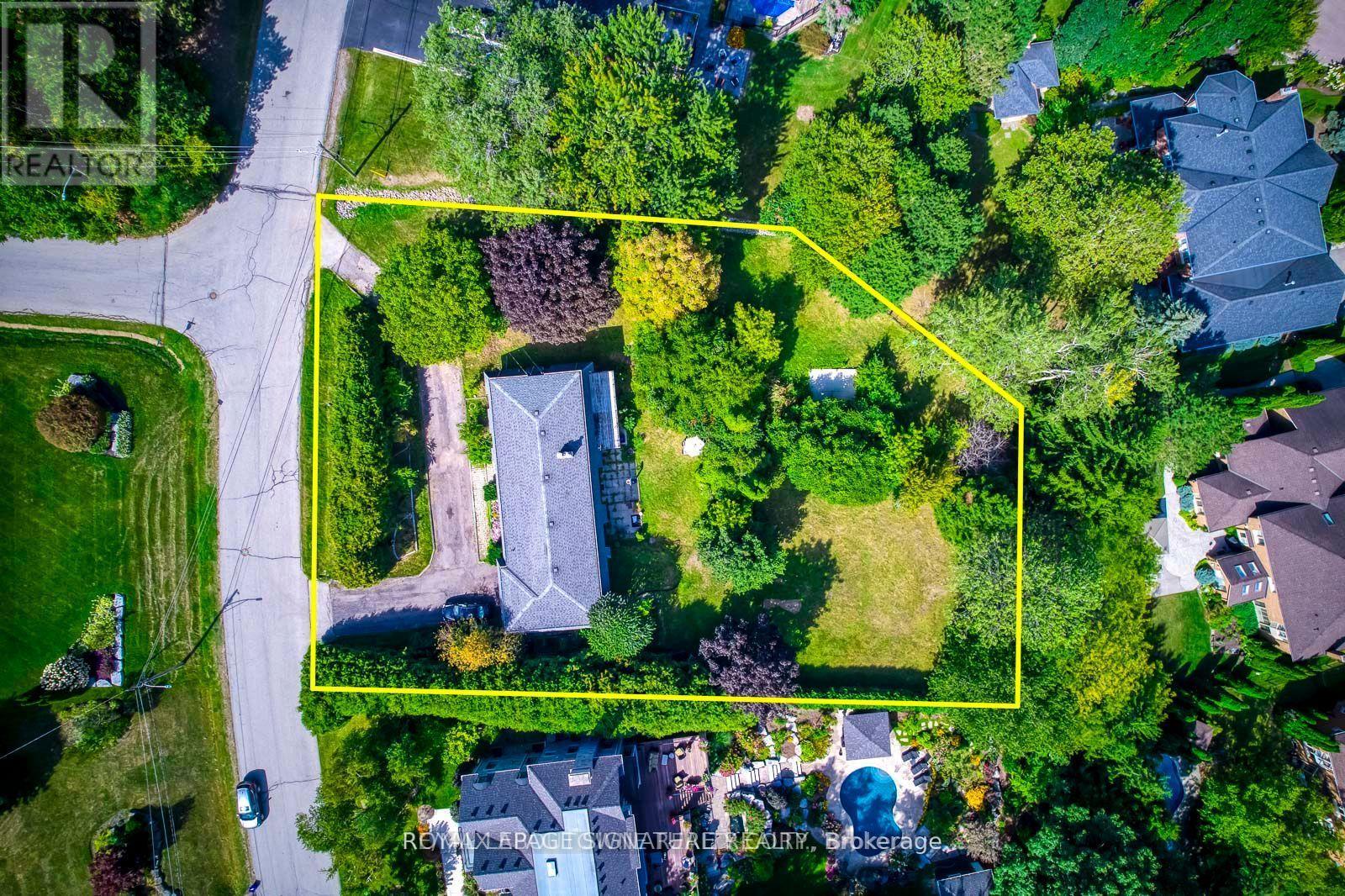 1310 Beaufort Drive, Burlington, Ontario  L7P 4V9 - Photo 3 - W13014564