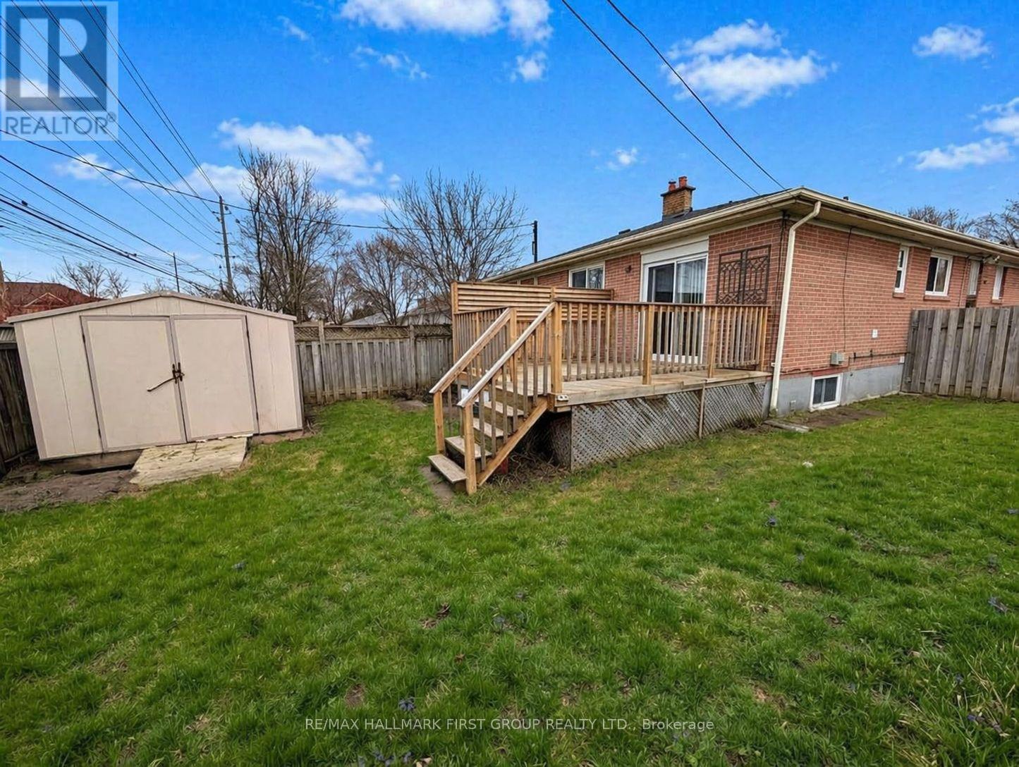 15 Thorncroft Crescent, Ajax, Ontario  L1S 2S1 - Photo 9 - E13005944