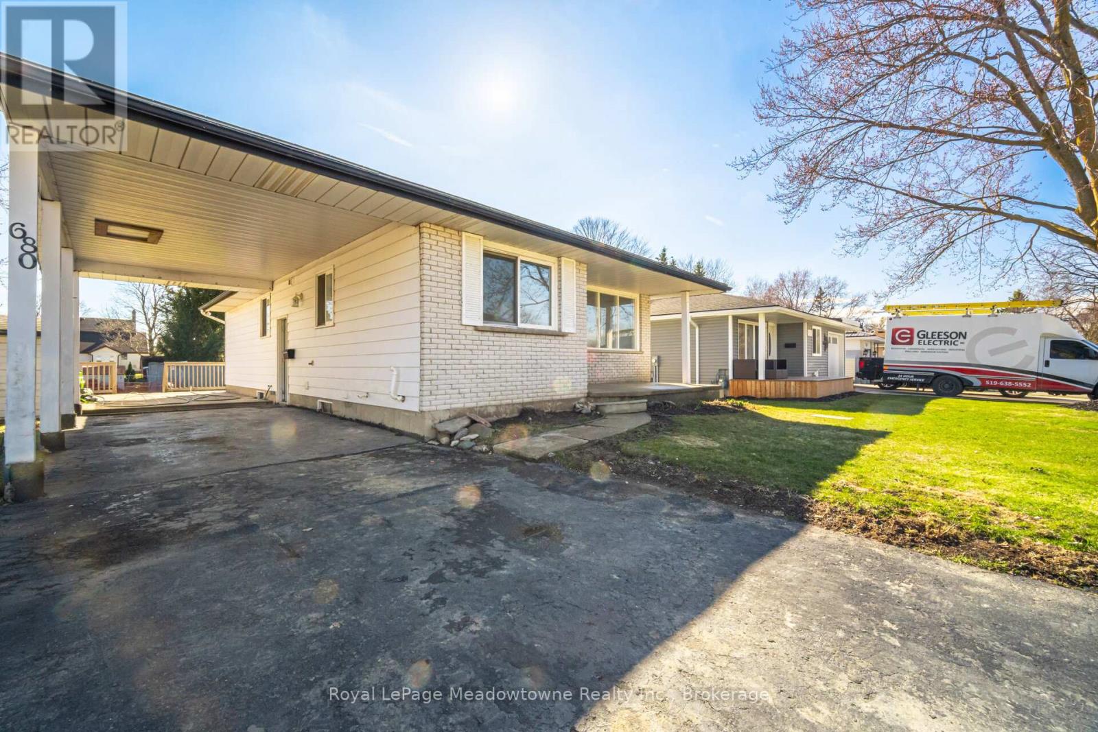 680 Raglan Street, Minto, Ontario  N0G 2P0 - Photo 5 - X12994952