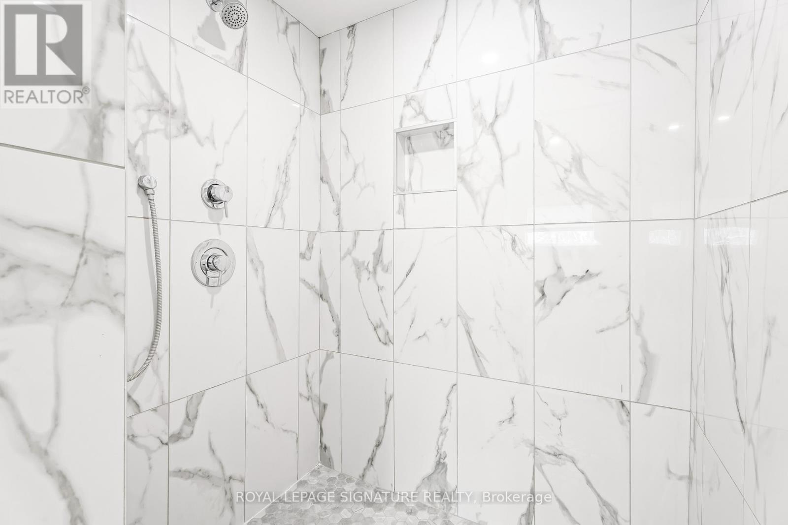 68 Forest Harbour Parkway, Tay, Ontario  L0K 2C0 - Photo 18 - S12867722