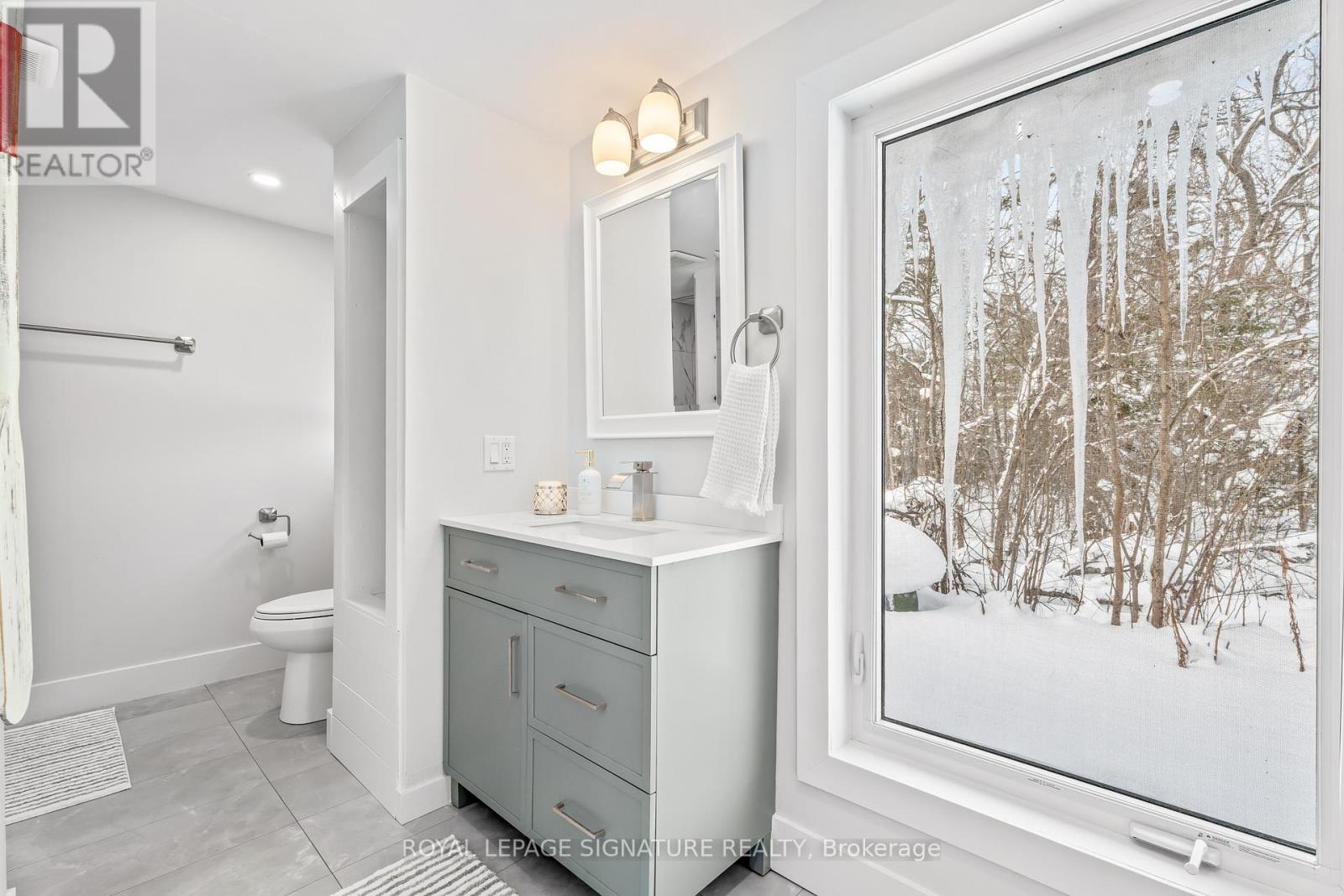 68 Forest Harbour Parkway, Tay, Ontario  L0K 2C0 - Photo 16 - S12867722