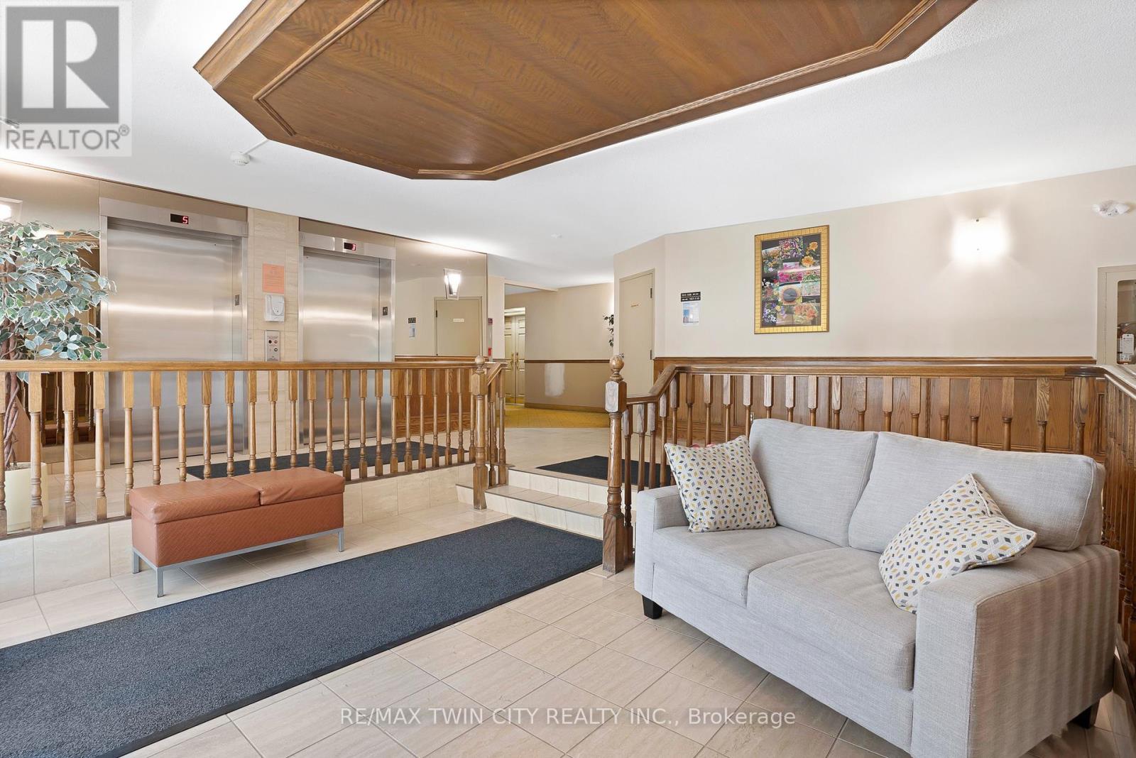 505 - 3267 King Street, Kitchener, Ontario  N2A 4A4 - Photo 3 - X13014358