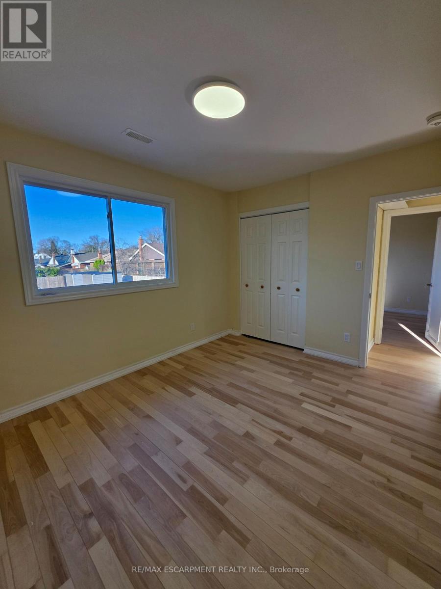 Upper - 62 Richwill Road, Hamilton, Ontario  L9C 1S3 - Photo 11 - X13014450