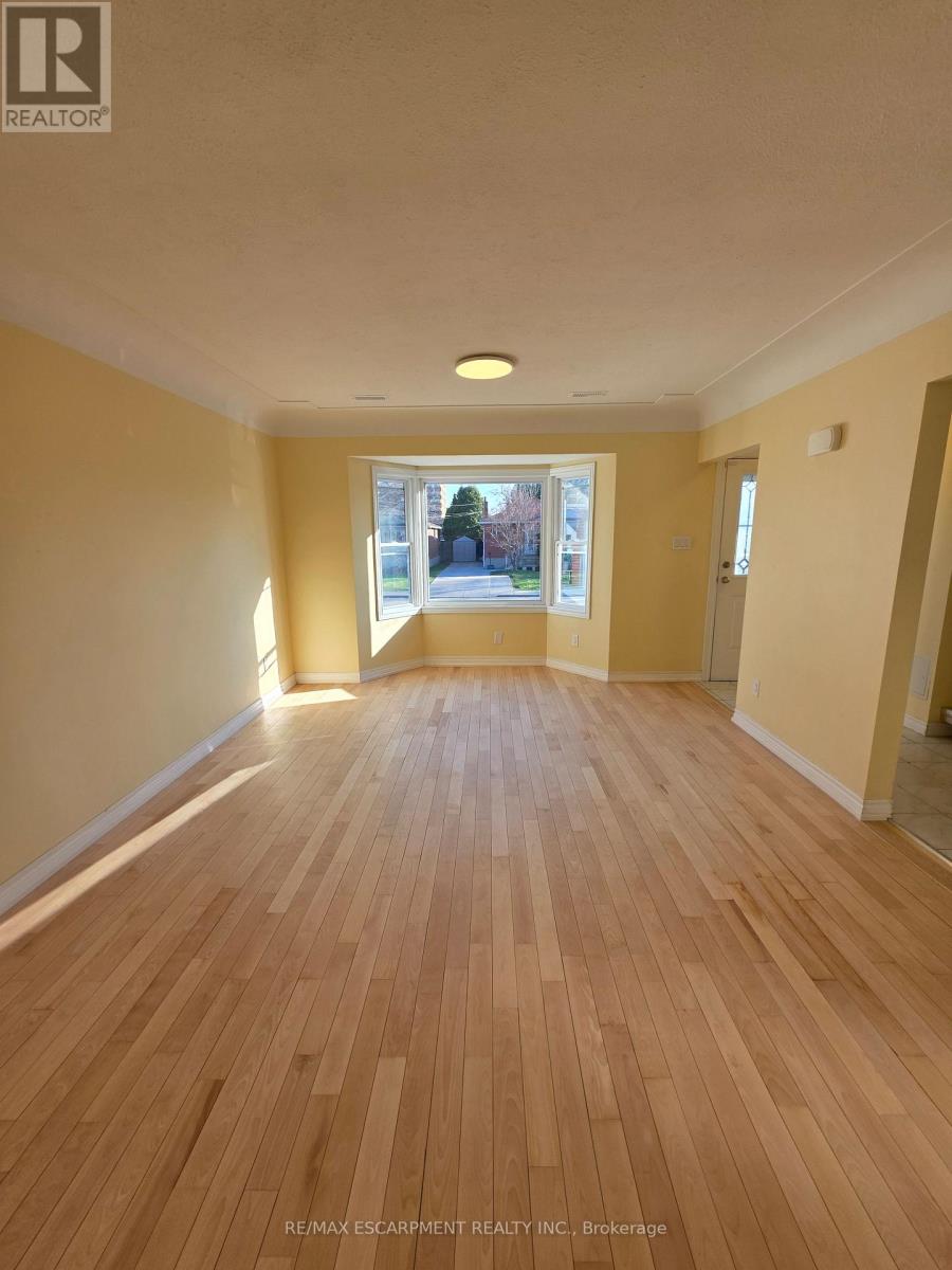 Upper - 62 Richwill Road, Hamilton, Ontario  L9C 1S3 - Photo 4 - X13014450