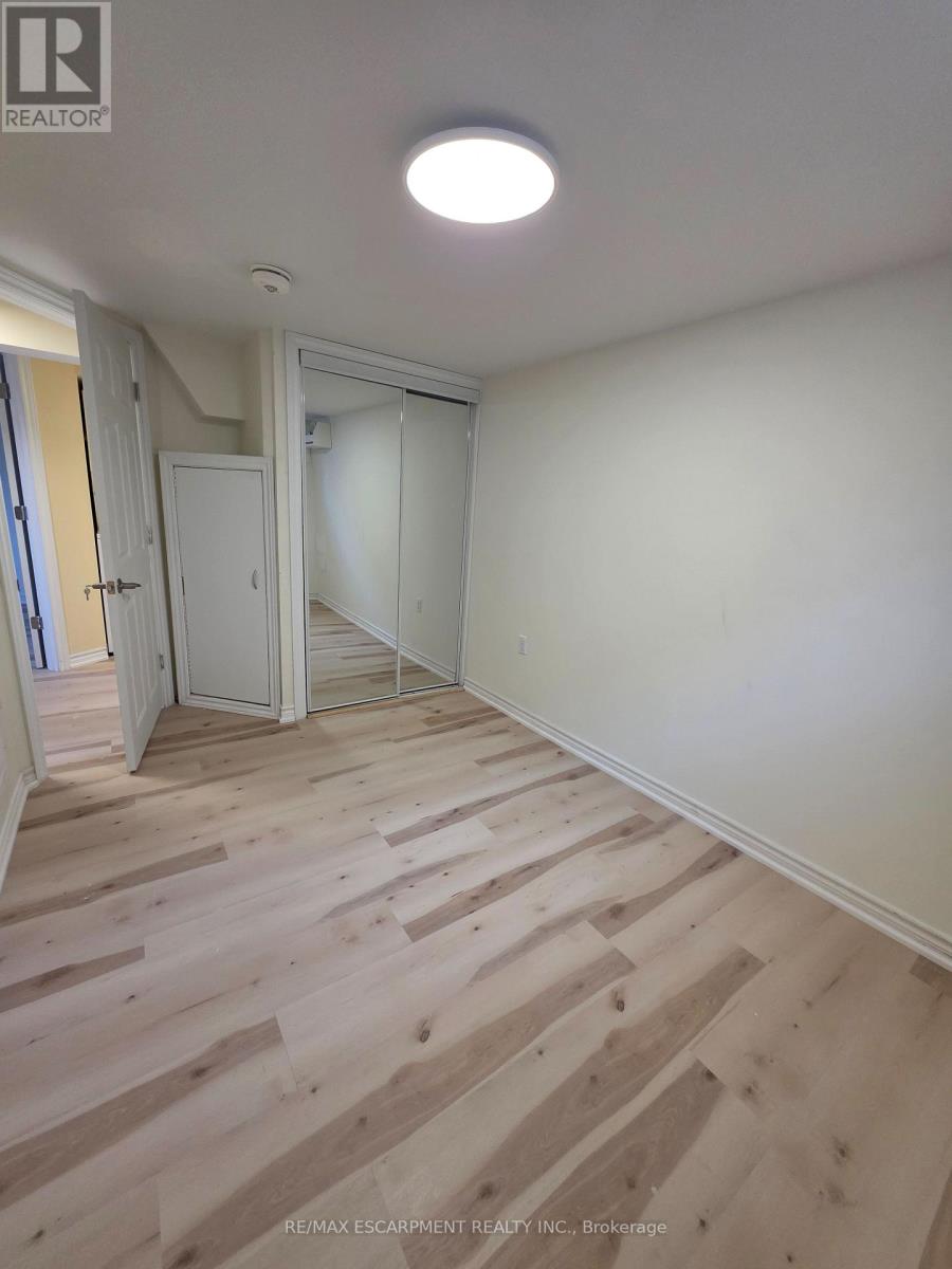 Lower Unit - 62 Richwill Road, Hamilton, Ontario  L9C 1S3 - Photo 20 - X13014462