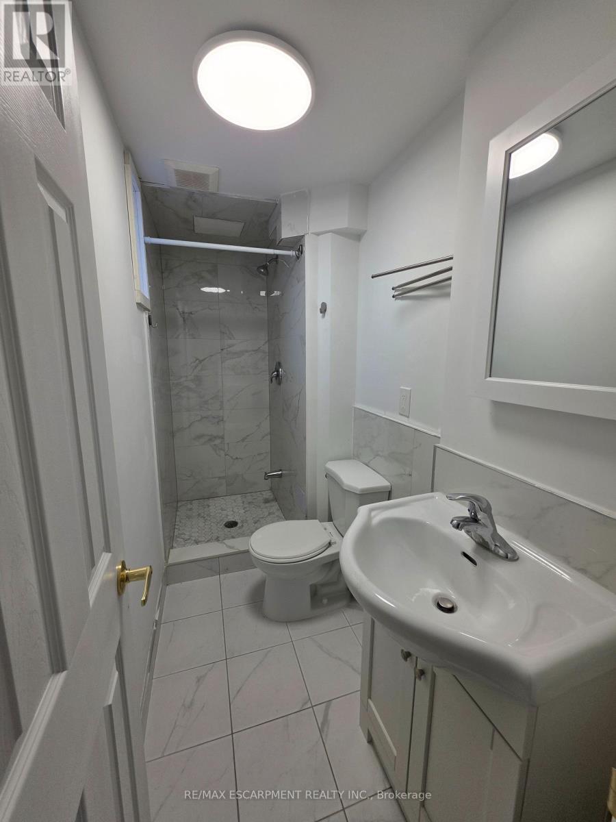 Lower Unit - 62 Richwill Road, Hamilton, Ontario  L9C 1S3 - Photo 22 - X13014462