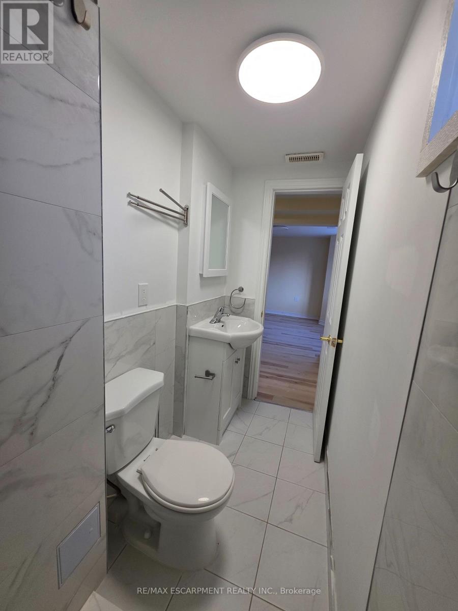 Lower Unit - 62 Richwill Road, Hamilton, Ontario  L9C 1S3 - Photo 23 - X13014462