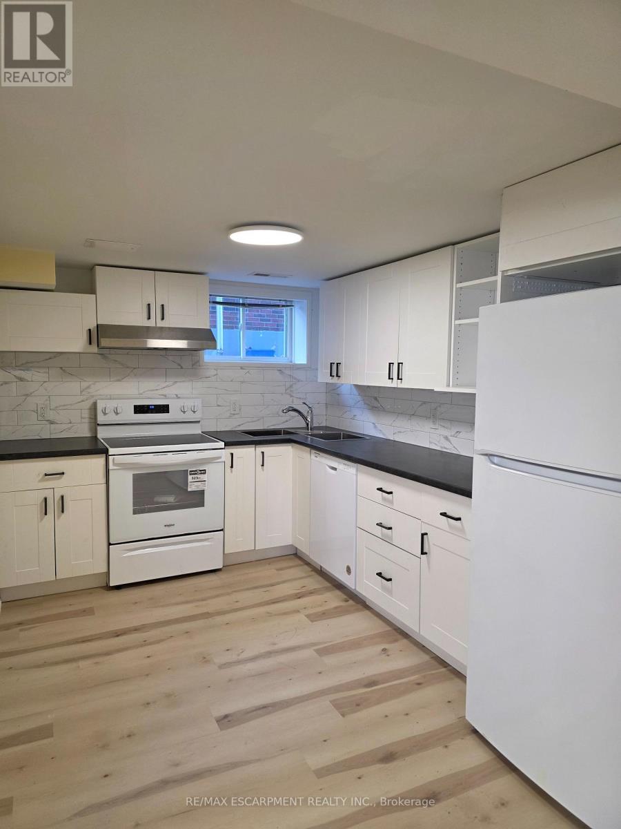 Lower Unit - 62 Richwill Road, Hamilton, Ontario  L9C 1S3 - Photo 6 - X13014462