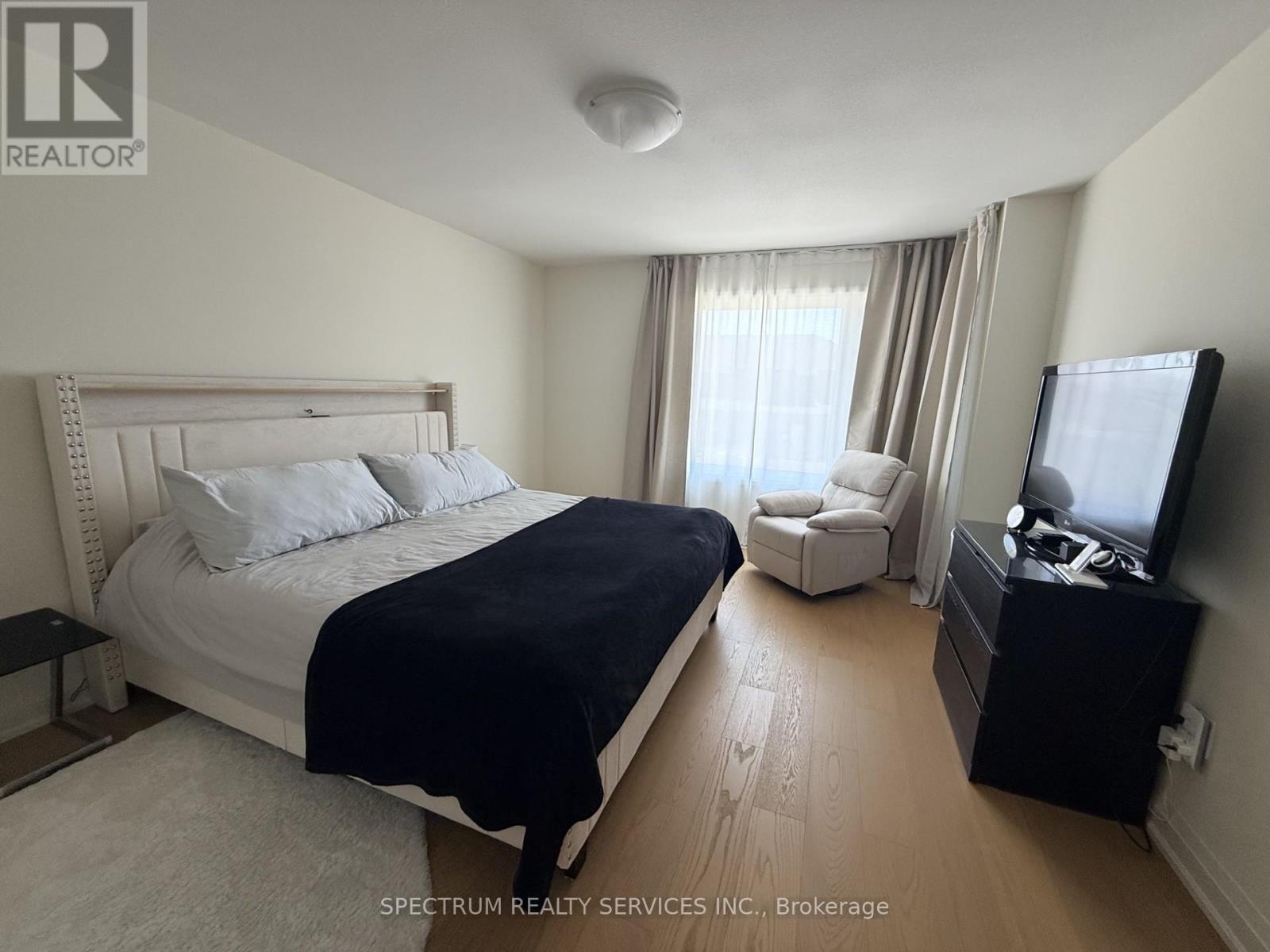 7436 Matteo Drive, Niagara Falls, Ontario  L2H 3T3 - Photo 9 - X13014534