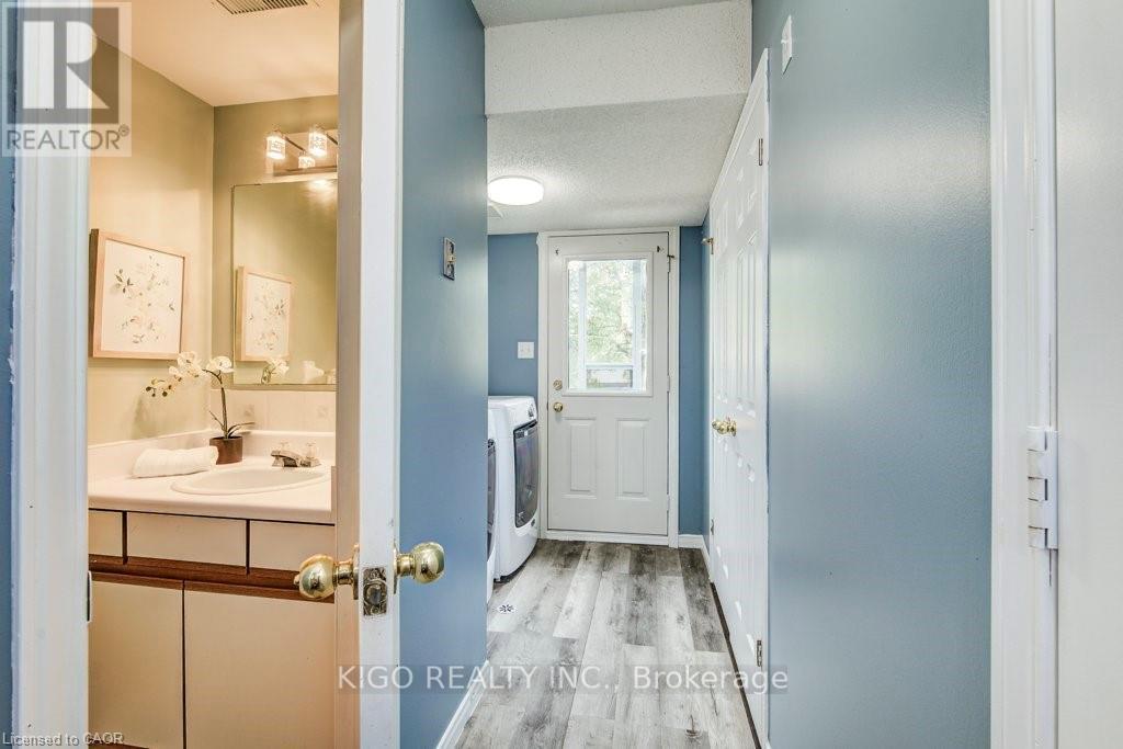 633 Grange Crescent, Waterloo, Ontario  N2T 2L9 - Photo 29 - X13014552