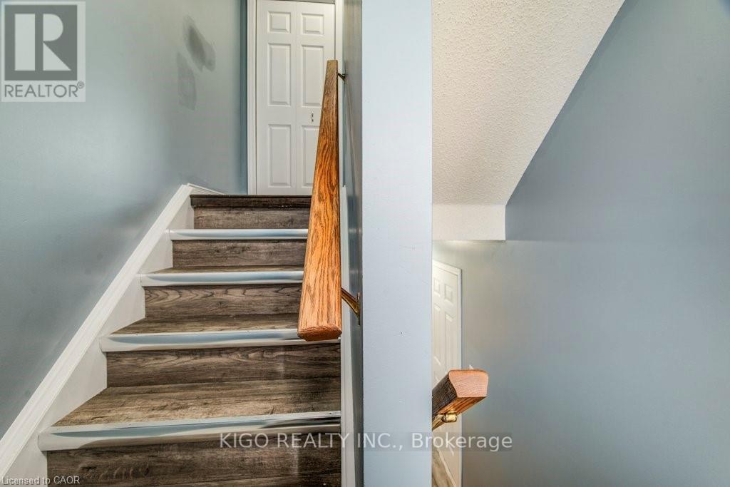 633 Grange Crescent, Waterloo, Ontario  N2T 2L9 - Photo 6 - X13014552