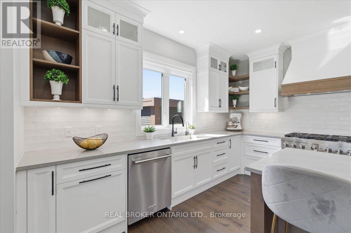 15 Langton Drive, Kitchener, Ontario  N2P 2X9 - Photo 10 - X13014592