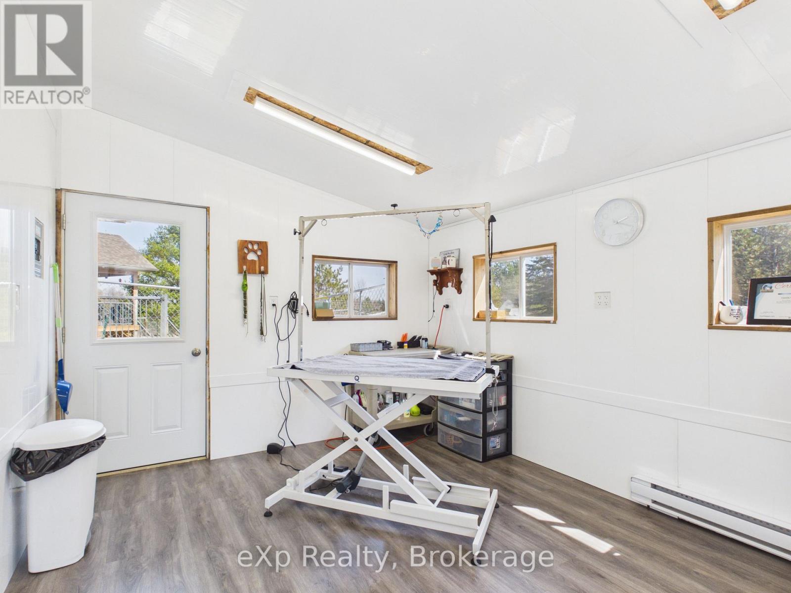 541354 14 Concession, West Grey, Ontario  N0G 1L0 - Photo 30 - X12980420