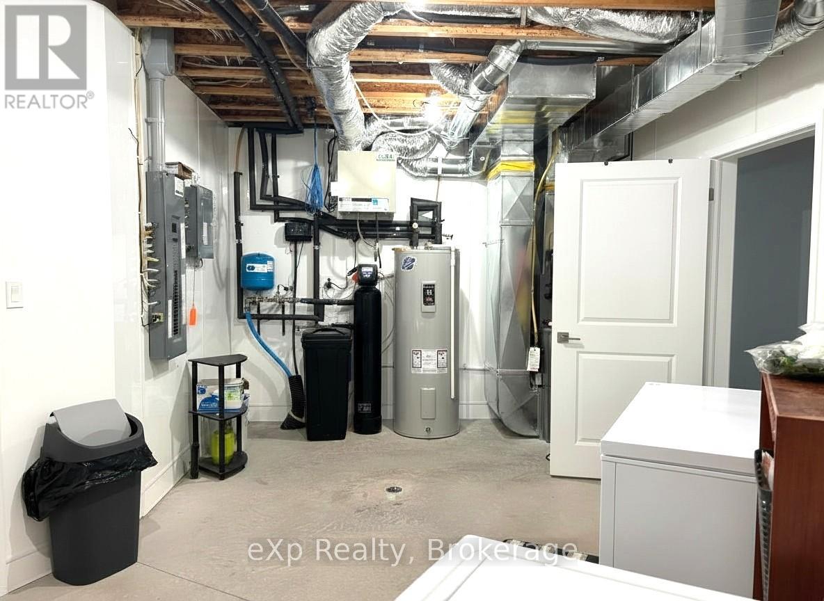 541354 14 Concession, West Grey, Ontario  N0G 1L0 - Photo 27 - X12980420