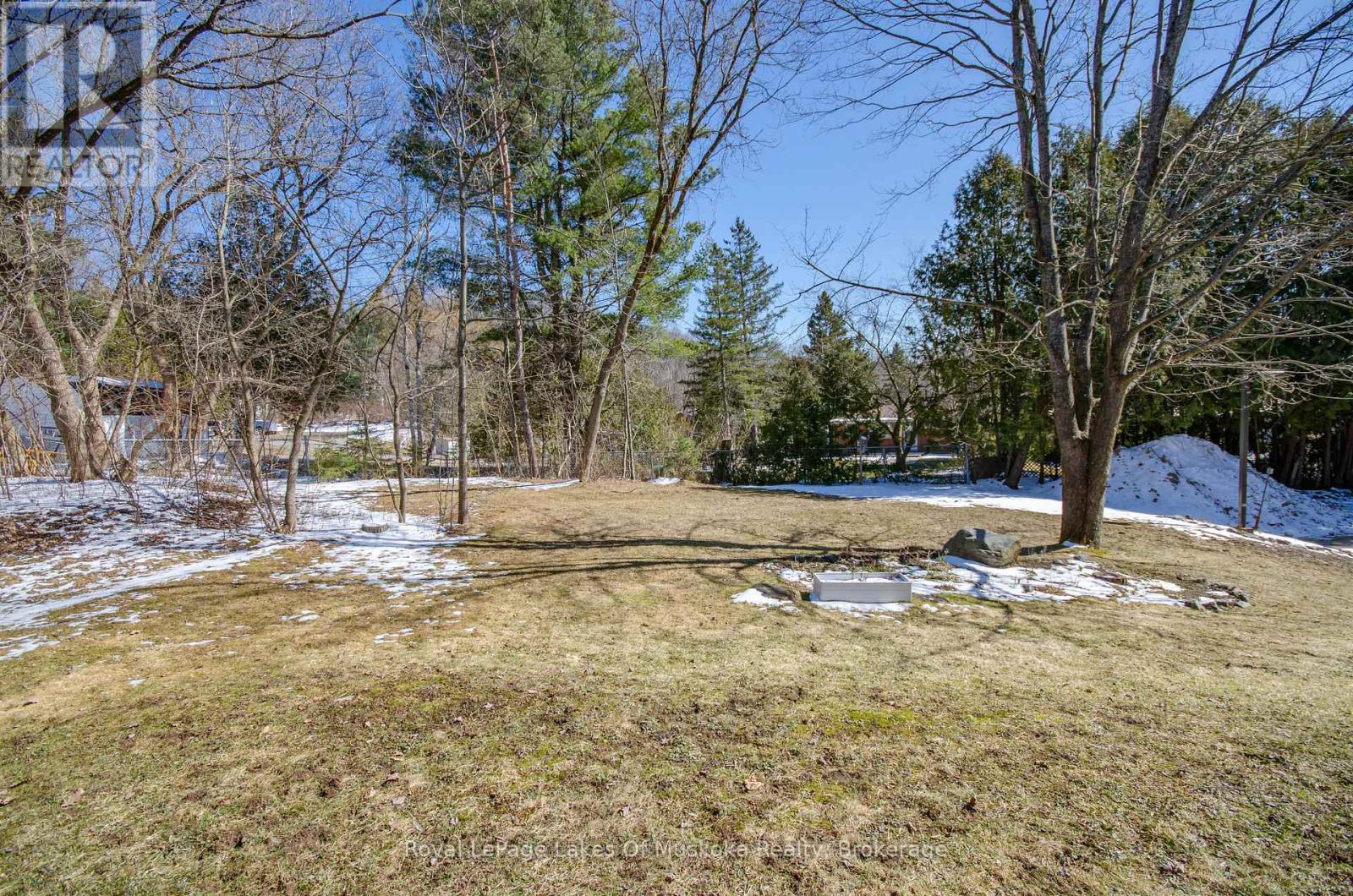 101 - 38 Monck Road, Bracebridge, Ontario  P1L 1P4 - Photo 33 - X13000094