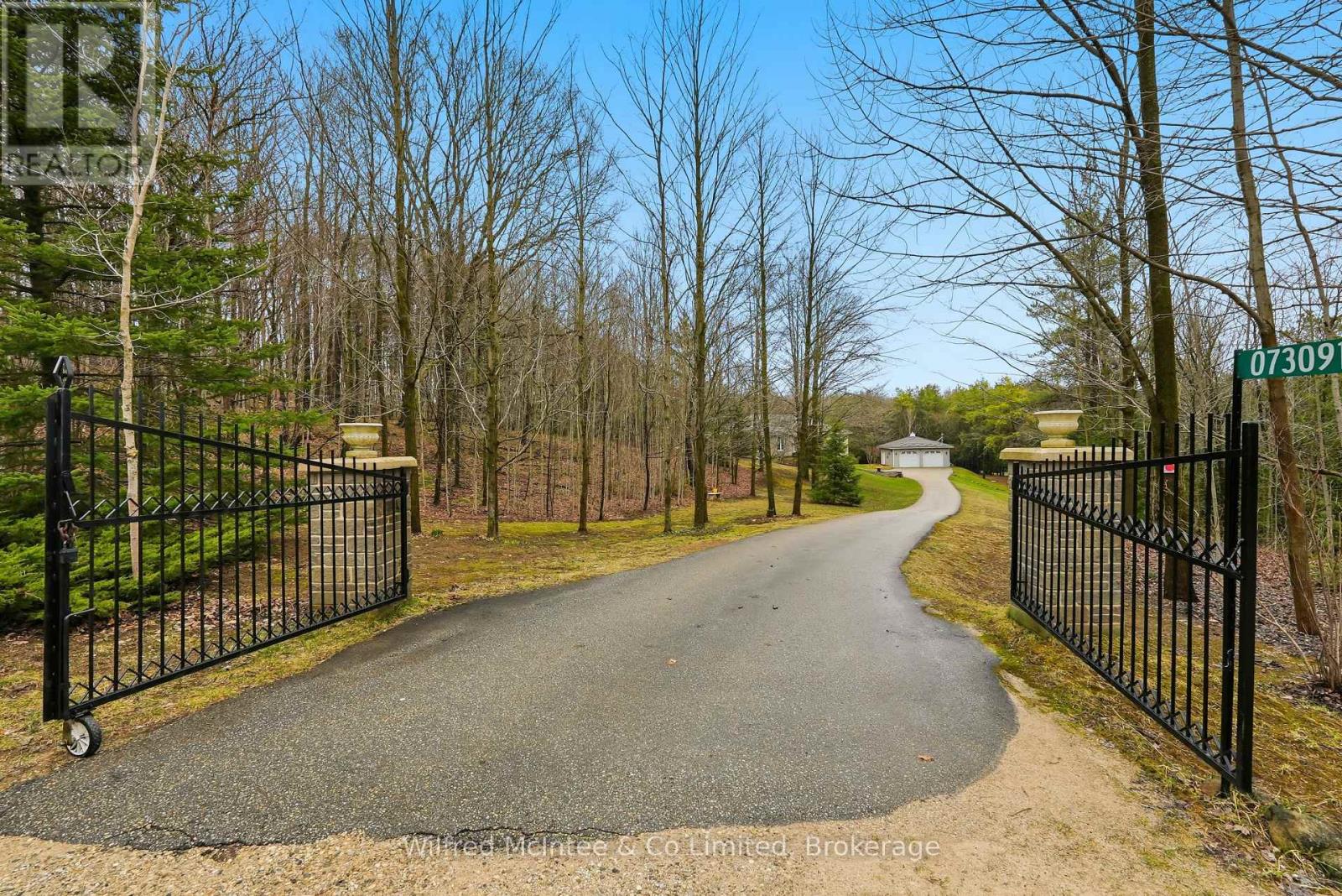 073091 10th Sideroad Sdr, West Grey, Ontario  N4N 3B8 - Photo 4 - X13013386