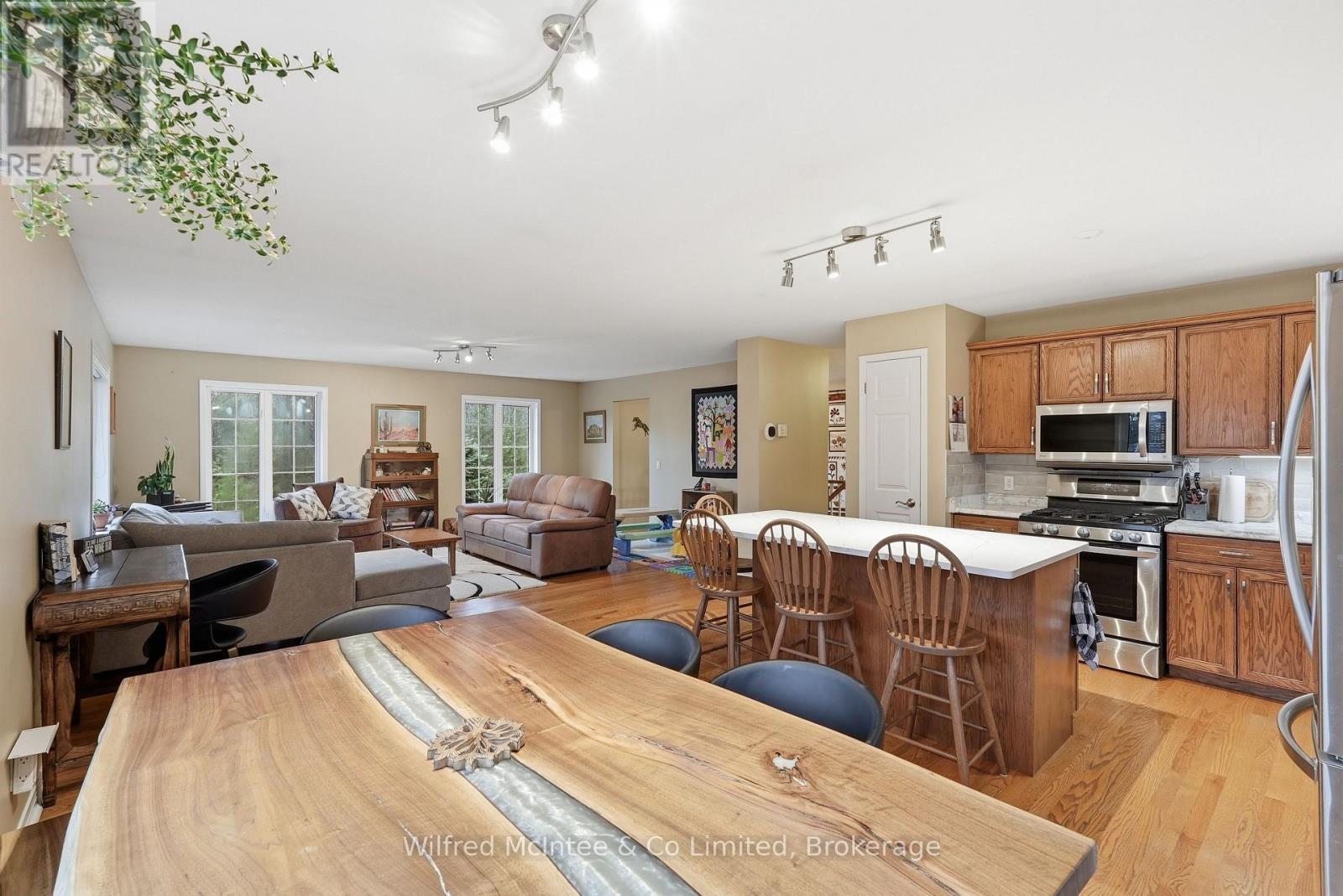 073091 10th Sideroad Sdr, West Grey, Ontario  N4N 3B8 - Photo 7 - X13013386