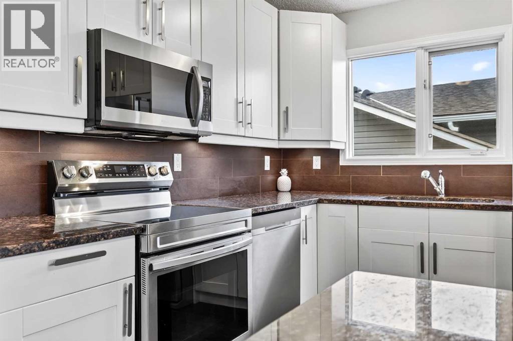 111 Sanderling Rise NW, Calgary, Alberta  T3K 3B4 - Photo 16 - A2299200