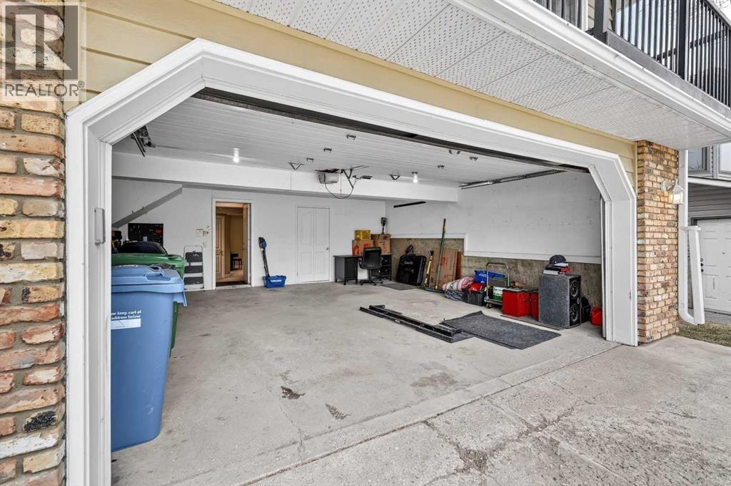 111 Sanderling Rise NW, Calgary, Alberta  T3K 3B4 - Photo 39 - A2299200