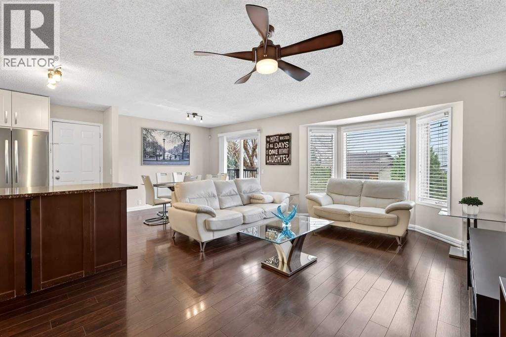 111 Sanderling Rise NW, Calgary, Alberta  T3K 3B4 - Photo 8 - A2299200