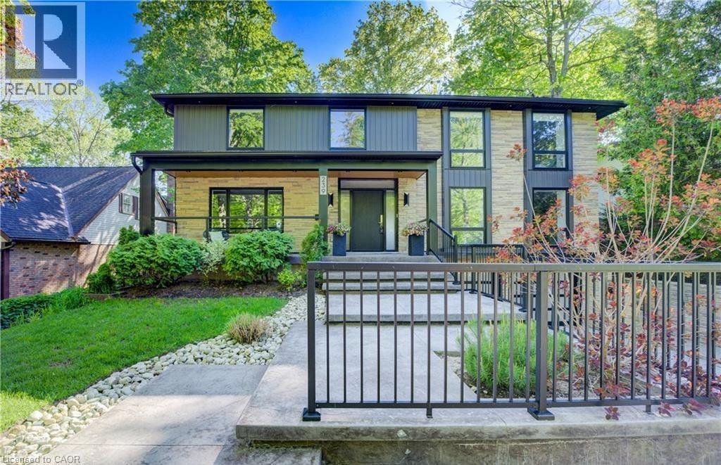 239 Corrie Crescent, Waterloo, Ontario  N2L 5W3 - Photo 1 - 40813851