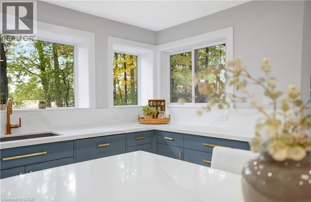 239 Corrie Crescent, Waterloo, Ontario  N2L 5W3 - Photo 10 - 40813851