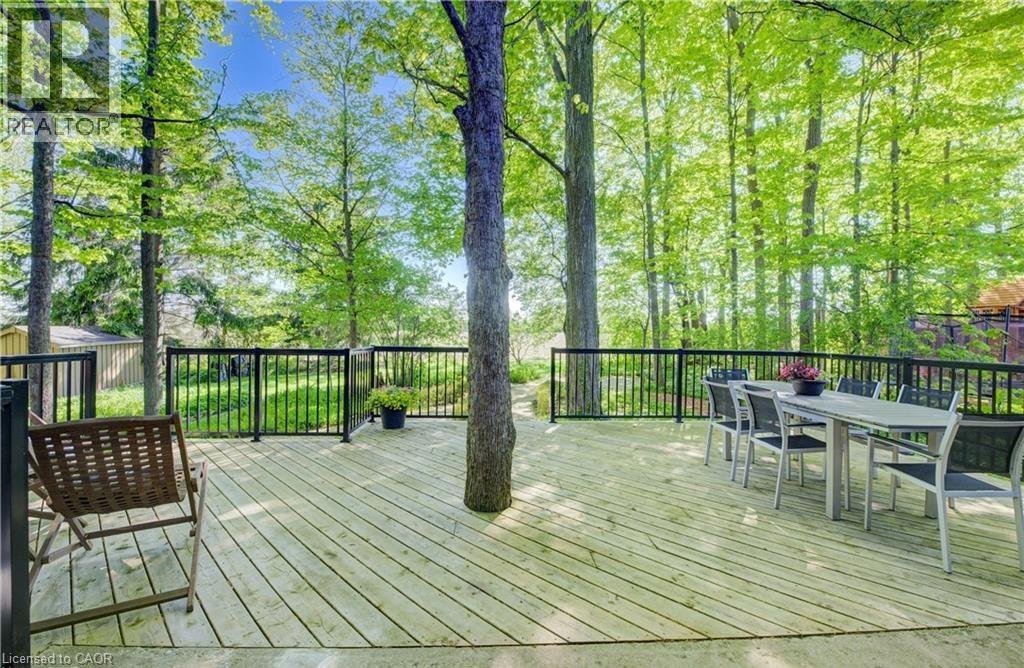 239 Corrie Crescent, Waterloo, Ontario  N2L 5W3 - Photo 44 - 40813851