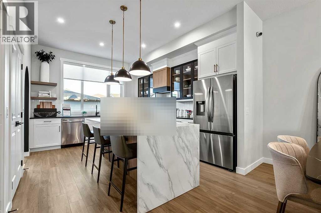 1277 Alpine Avenue Sw, Calgary, Alberta  T2Y 0N5 - Photo 3 - A2286847