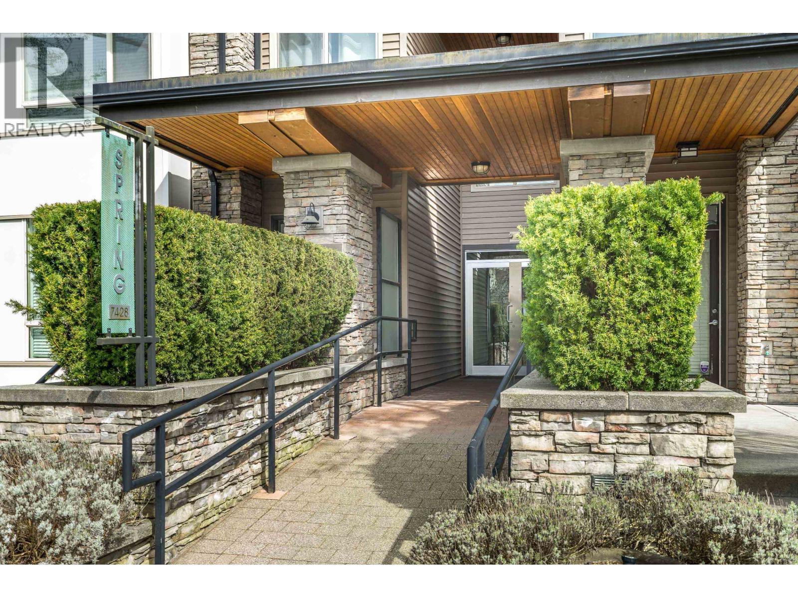 302 7428 Byrnepark Walk, Burnaby, British Columbia  V3N 0B4 - Photo 3 - R3101700
