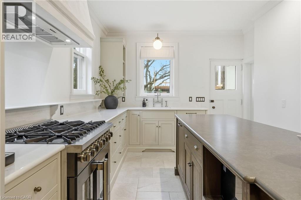 18 Inglewood Drive, Hamilton, Ontario  L8P 2T2 - Photo 14 - 40821922