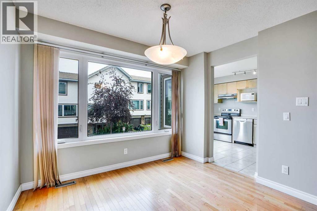 219 Coachway Lane Sw, Calgary, Alberta  T3H 1A4 - Photo 3 - A2293775