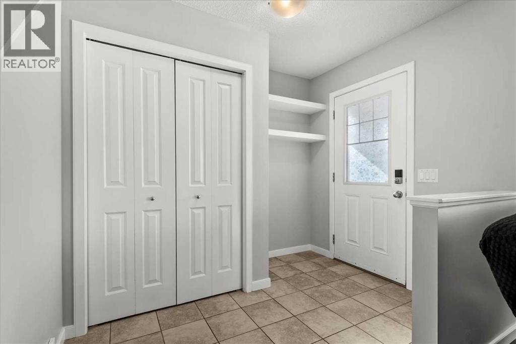 399 Copperpond Boulevard Se, Calgary, Alberta  T2Z 0Z6 - Photo 4 - A2298103