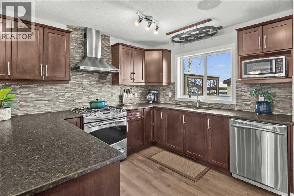 399 Copperpond Boulevard Se, Calgary, Alberta  T2Z 0Z6 - Photo 8 - A2298103