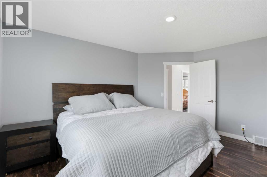 444 Douglas Glen Close Se, Calgary, Alberta  T2Z 3A4 - Photo 15 - A2302233