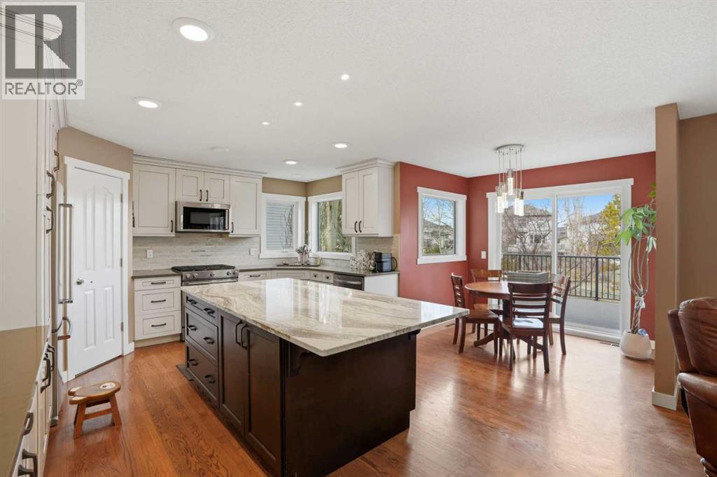 444 Douglas Glen Close Se, Calgary, Alberta  T2Z 3A4 - Photo 7 - A2302233