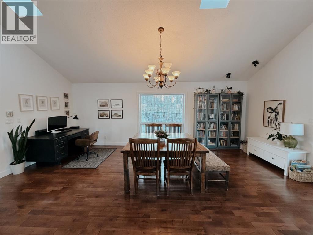 5441 Township Road 333, Rural Mountain View County, Alberta  T0M 1X0 - Photo 14 - A2302670