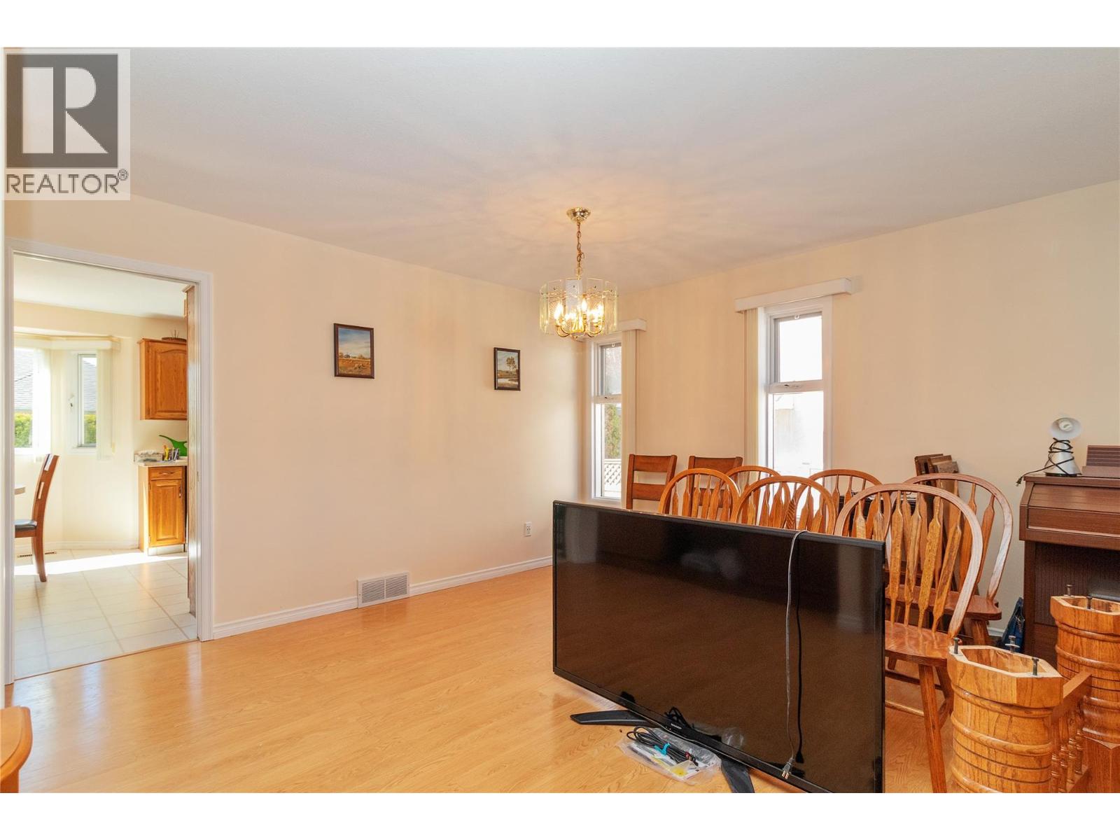 3518 Invermere Court, Kelowna, British Columbia  V1W 3R5 - Photo 9 - 10383960