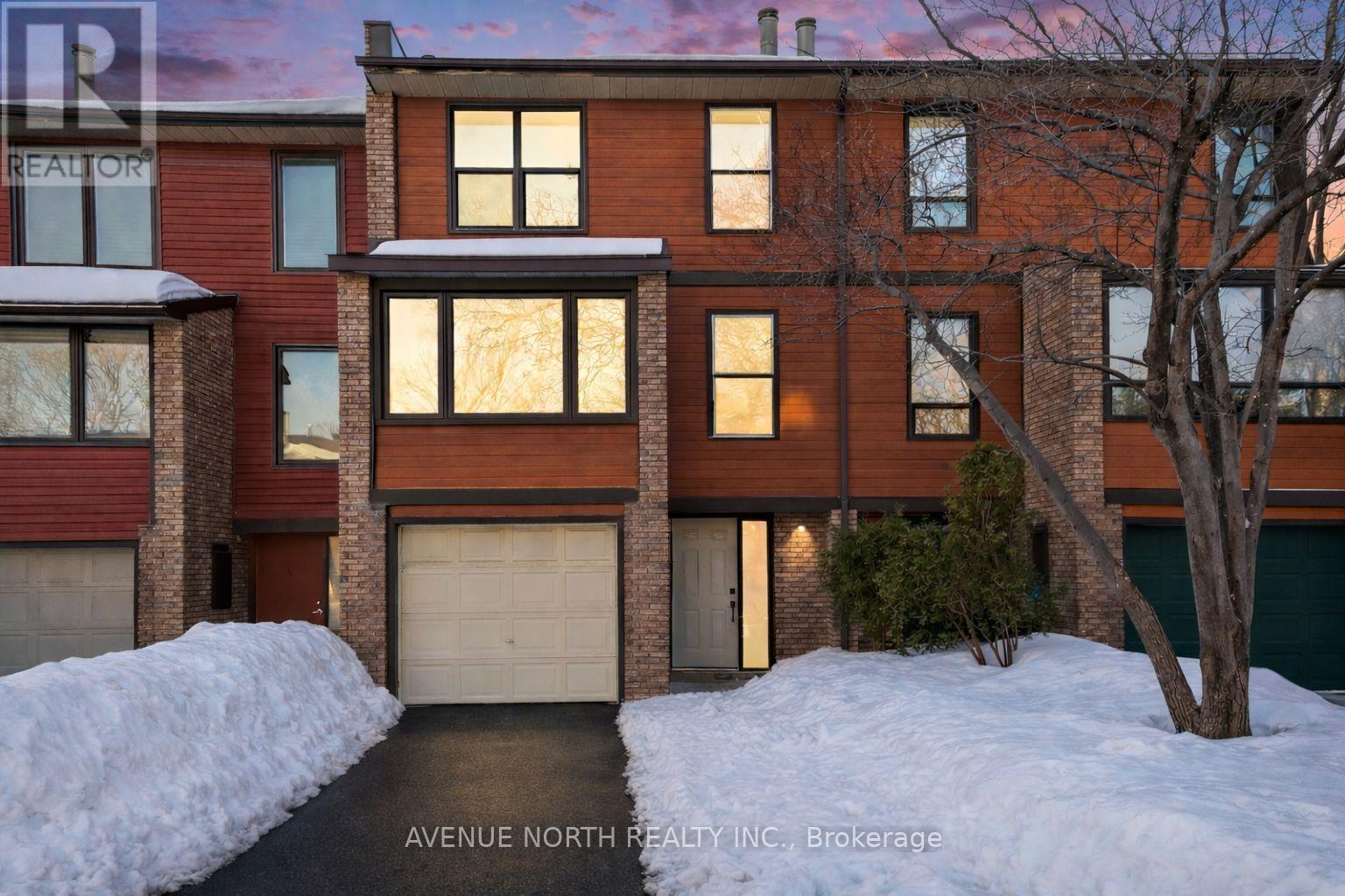 4 MARIELLE COURT, Ottawa, Ontario