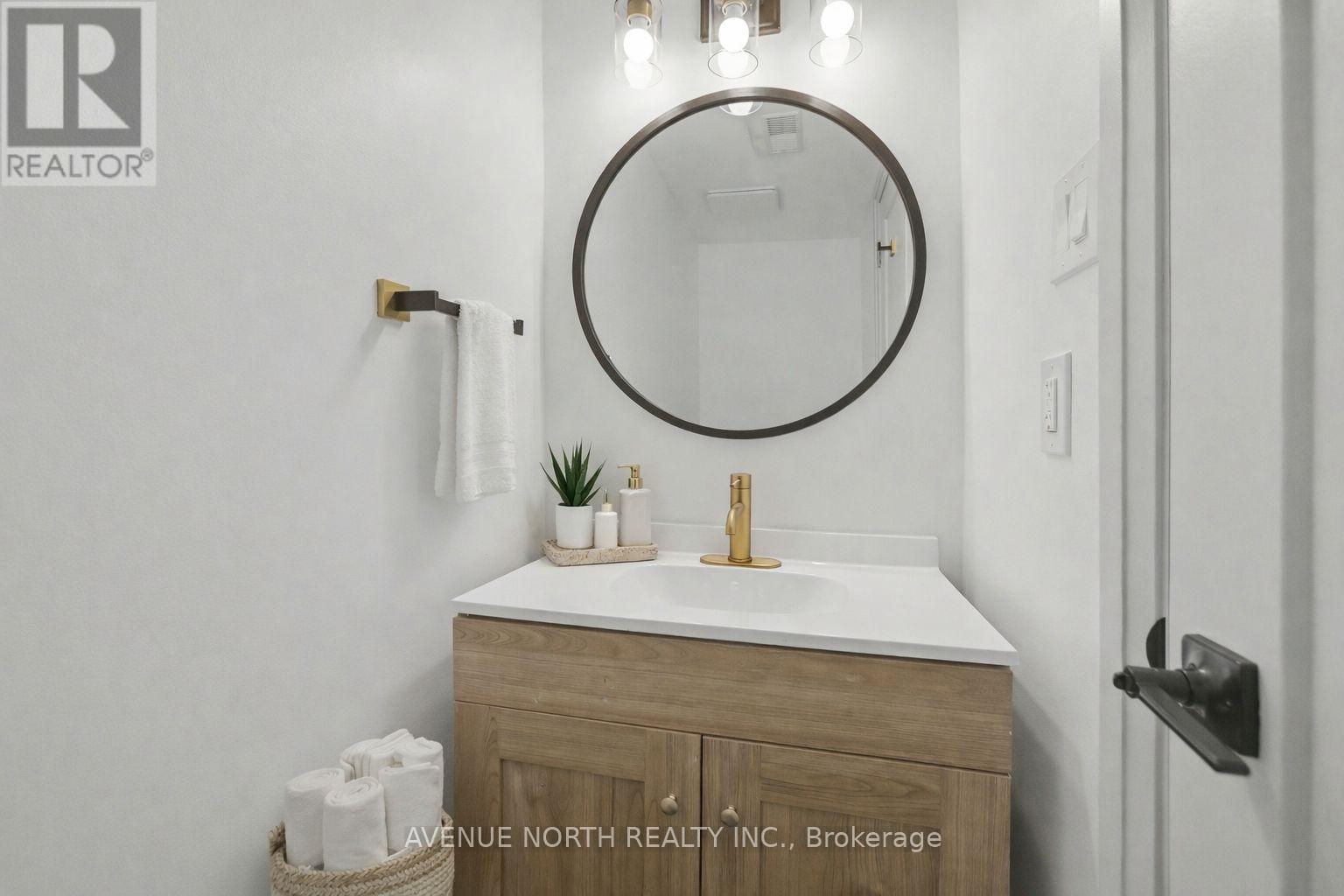 4 Marielle Court, Ottawa, Ontario  K2B 8P4 - Photo 3 - X13014622