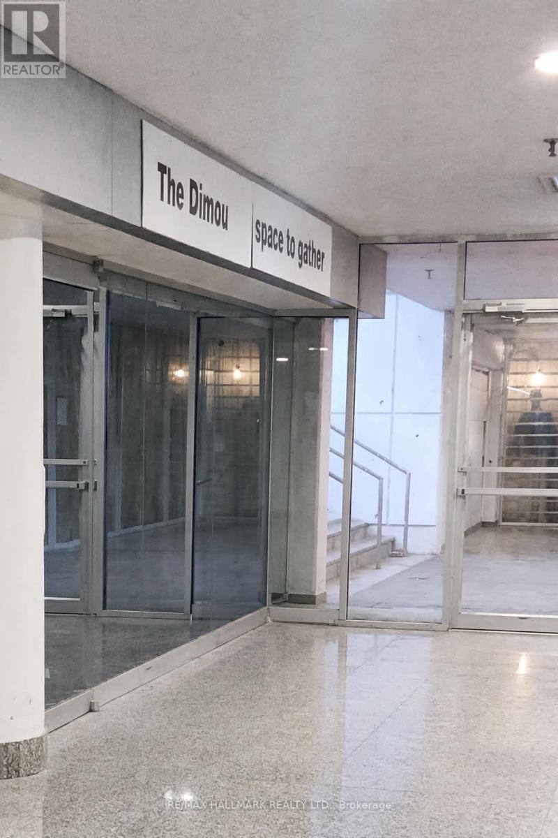 C8 - 222 SPADINA AVENUE, Toronto, Ontario