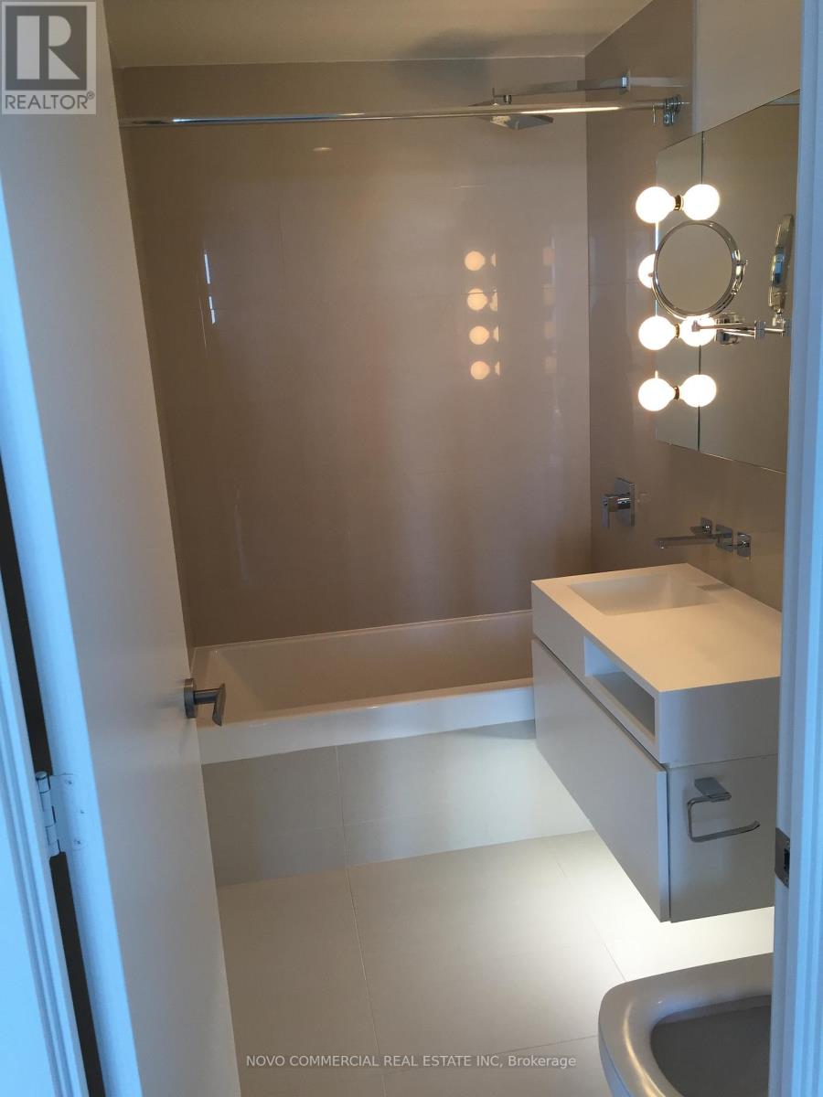 5001 - 45 Charles Street E, Toronto, Ontario  M4Y 1S2 - Photo 10 - C13014654