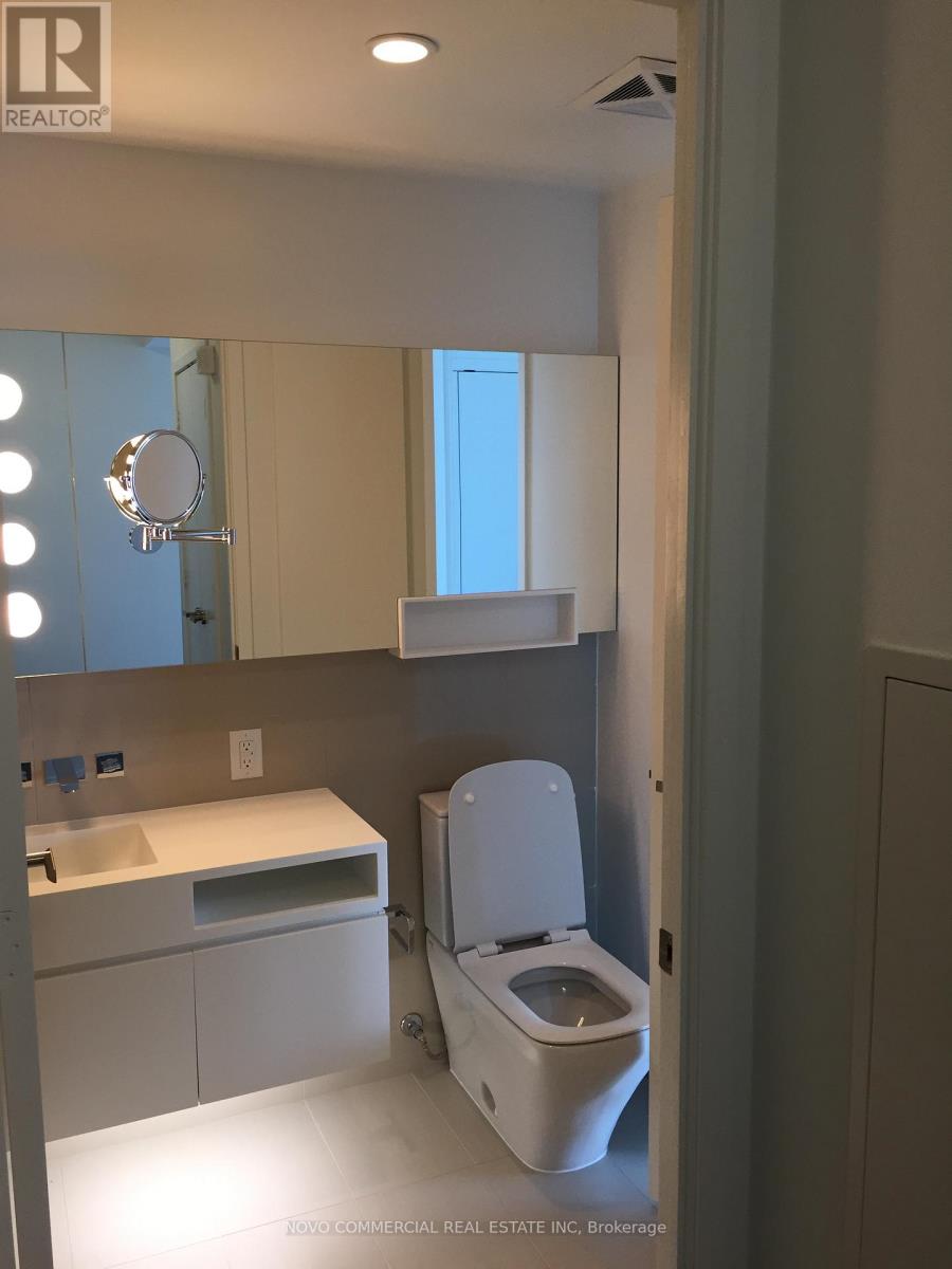 5001 - 45 Charles Street E, Toronto, Ontario  M4Y 1S2 - Photo 12 - C13014654