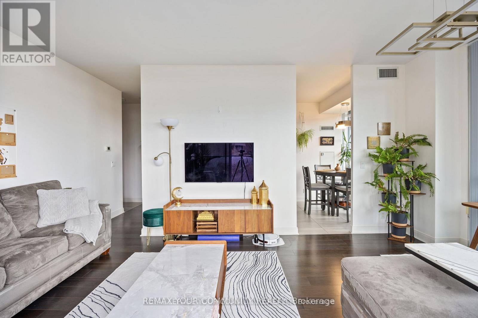 611 - 825 Church Street, Toronto, Ontario  M4W 3Z4 - Photo 11 - C13014664